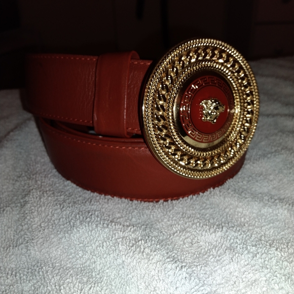 Men's Red and gold Versace belt - Picture 2 of 3